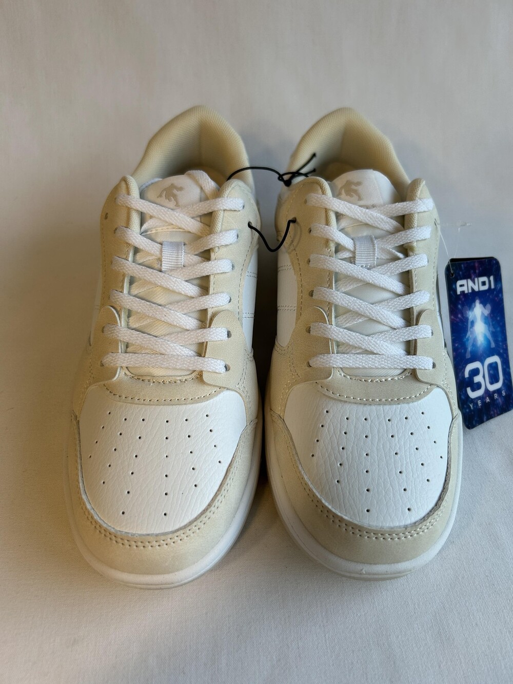 AND1 Shoes Womens Size 8.5 Off White Ignite Low Casual Non-Marking Sneakers